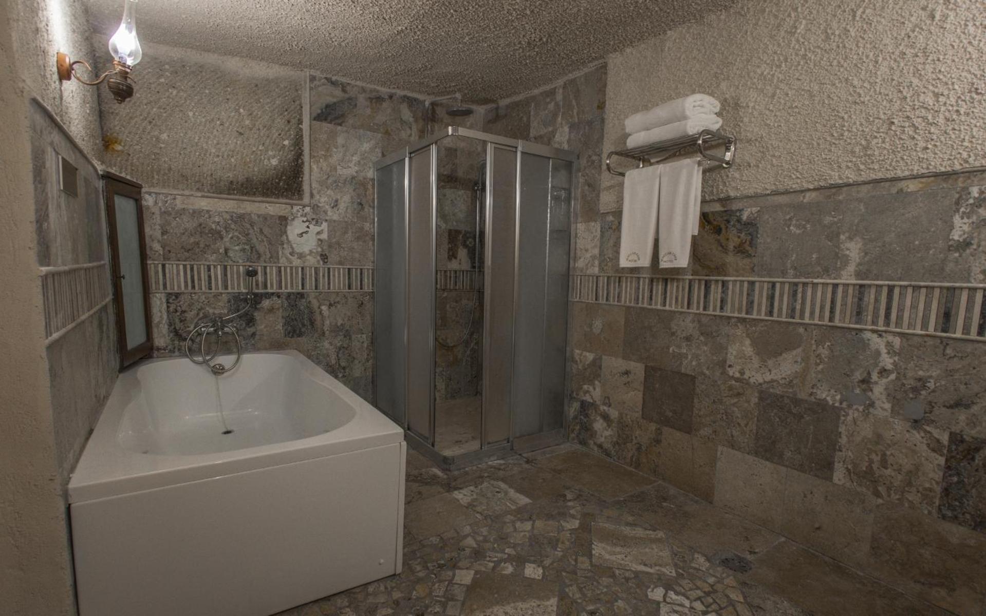 Maccan Cave Hotel Гьореме Номер фото